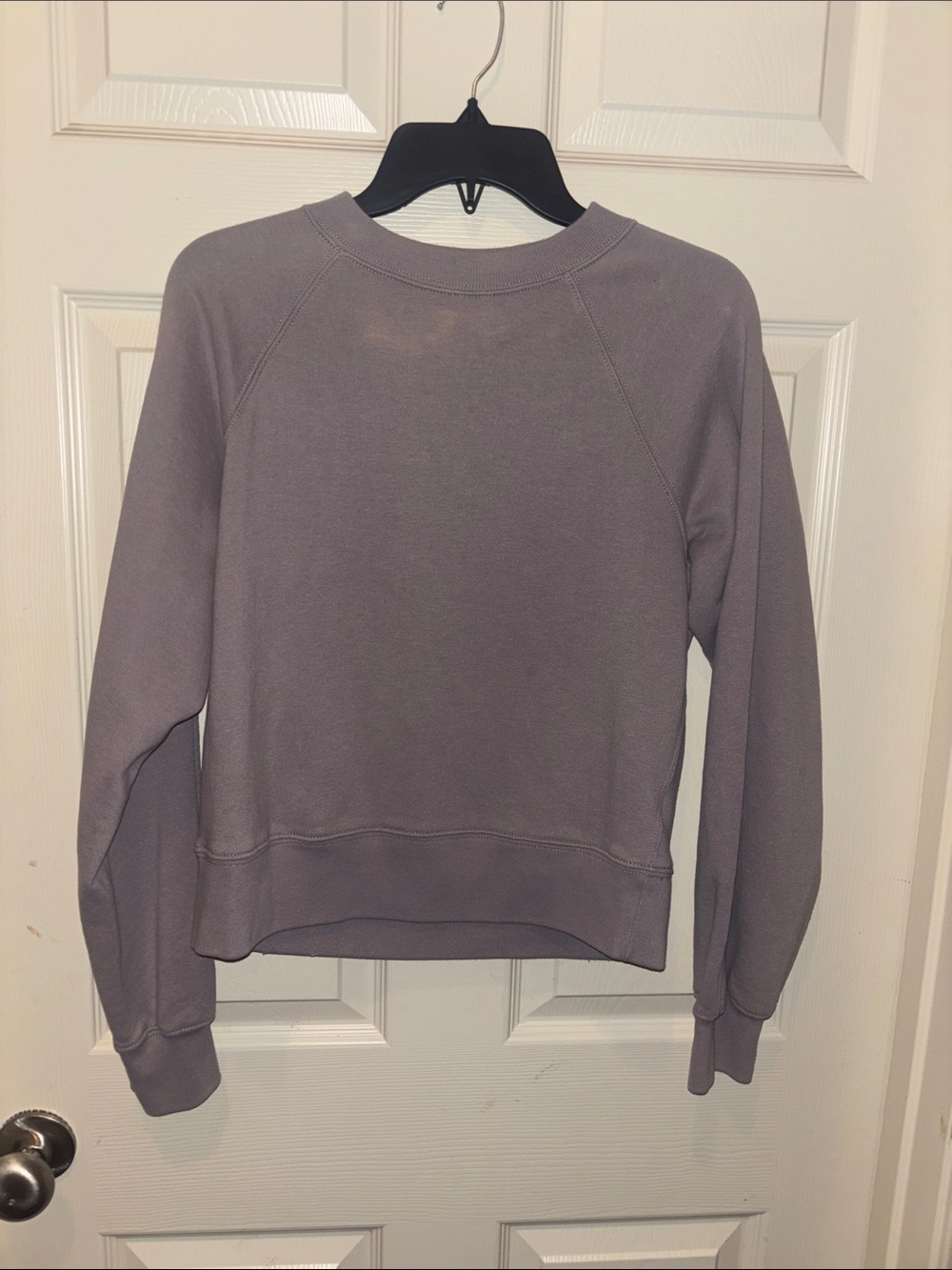 Abercrombie & Fitch Lavender Crewneck Sweatshirt